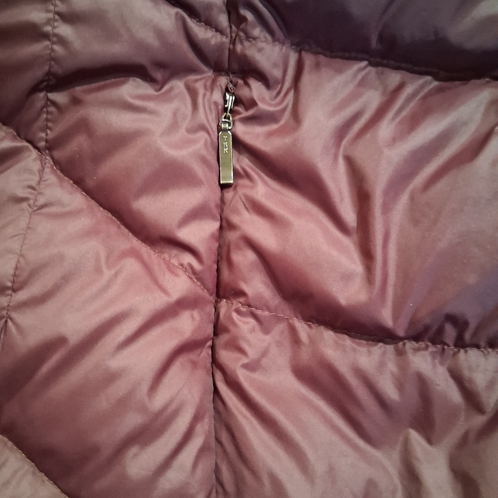 Land's End Women's Plum Long Down Jacket 1X - Picture 6 of 10